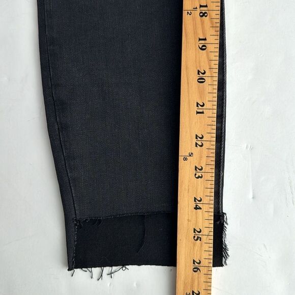 Good American Sz 4/27 Good Waist Crop Raw Step Hem High Rise Stretch Black Jean‎ - Picture 14 of 14